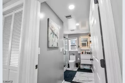 17 Main St, Hamburg, NJ 07419 - Photo 10