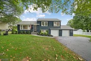 79 Townsend Dr, Florham Park, NJ 07932 - Photo 1