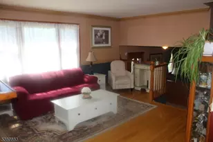 133 Deerfield Dr, Hackettstown, NJ 07840 - Photo 4