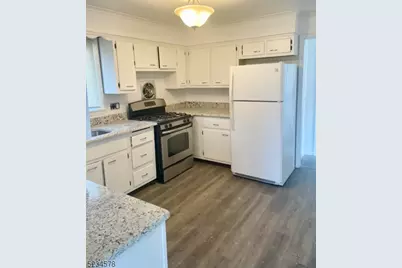 178-70 South Ave #2, Hawthorne, NJ 07506 - Photo 2