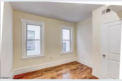 277 Wainwright St, Newark, NJ 07112 - Photo 10