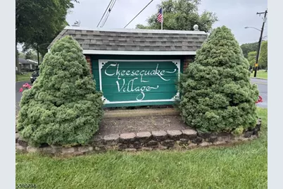 13 Ohio Ct, Old Bridge Township, NJ 07747 - Photo 1