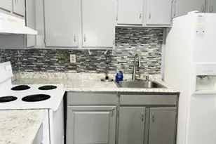 192 Park St, East Orange, NJ 07017 - Photo 8