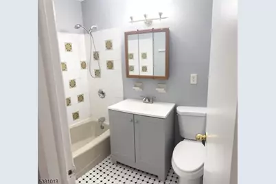 192 Park St Unit 2, East Orange, NJ 07017 - Photo 14