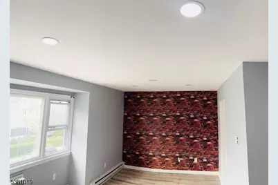 192 Park St Unit 2, East Orange, NJ 07017 - Photo 12