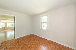 212 N Beverwyck Rd, Parsippany, NJ 07034 - Photo 24