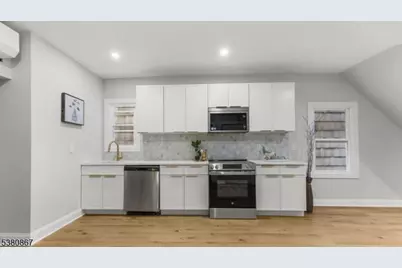 321 William St #1, Harrison, NJ 07029 - Photo 4