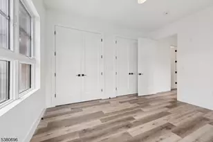 289 Halsey St, Newark, NJ 07102 - Photo 16