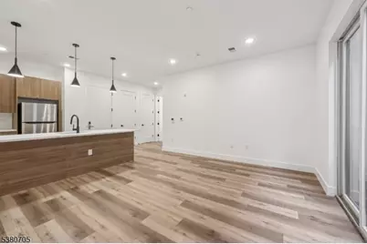 289 Halsey St #200, Newark, NJ 07102 - Photo 12