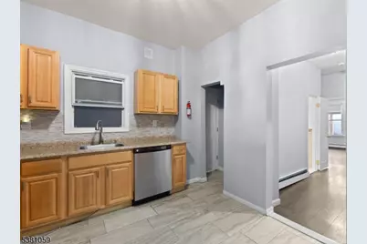 76 Heckel St, Belleville, NJ 07109 - Photo 8