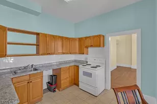 90 Lewis St, Phillipsburg, NJ 08865 - Photo 12