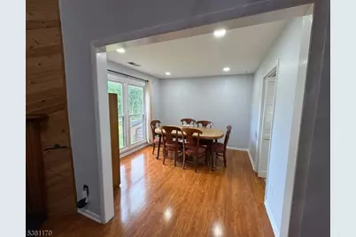 166 Hidden Hollow Ct #166, Edison Twp., NJ 08820 - Photo 6