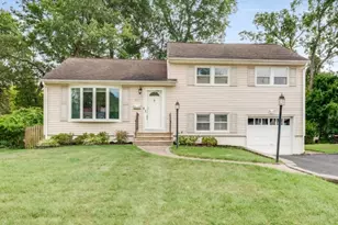 41 W McClellan Ave, Livingston, NJ 07039 - Photo 1