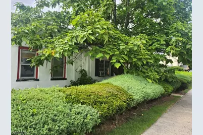 219 Garfield Ave, Plainfield, NJ 07062 - Photo 4