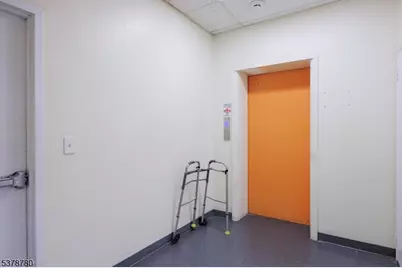 110 S Grove St, East Orange, NJ 07018 - Photo 24