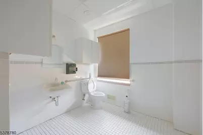 110 S Grove St, East Orange, NJ 07018 - Photo 18