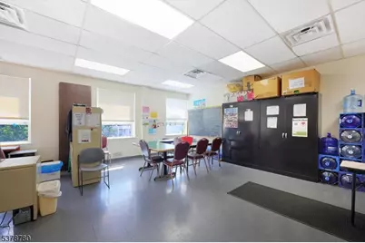 110 S Grove St, East Orange, NJ 07018 - Photo 32