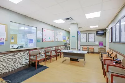 110 S Grove St, East Orange, NJ 07018 - Photo 34