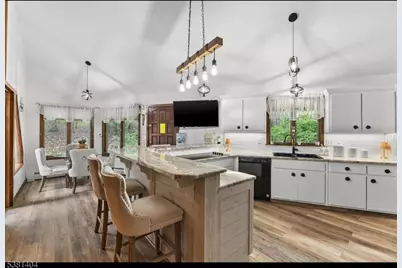 56A Sleepy Hollow Rd, Byram Township, NJ 07821 - Photo 8