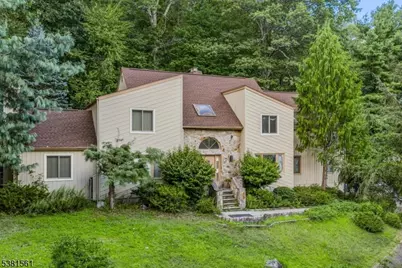 30 Laurel St, Morris Plains, NJ 07950 - Photo 1