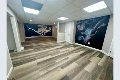 38 Totowa Rd, Wayne Twp., NJ 07470 - Photo 36