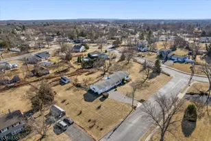 23 Cranbrook Ave, Hillsborough Township, NJ 08844 - Photo 2