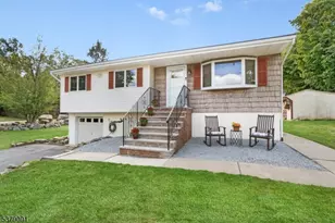 2 Crescent Rd, Hopatcong, NJ 07843 - Photo 1