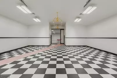 106 Mountain Top Rd, Lebanon Township, NJ 08826 - Photo 40