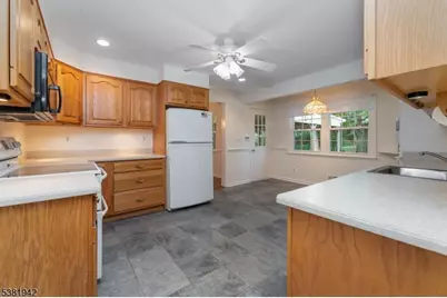 478 Charlestown Rd, Bethlehem Township, NJ 08827 - Photo 8