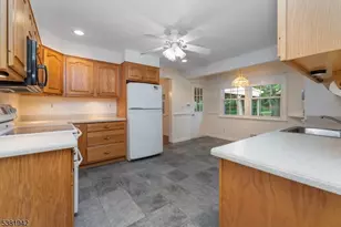 478 Charlestown Rd, Bethlehem Township, NJ 08827 - Photo 8