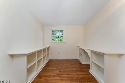 478 Charlestown Rd, Bethlehem Township, NJ 08827 - Photo 18