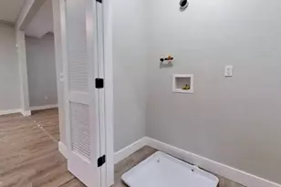 58 Park Ave, East Orange, NJ 07017 - Photo 8