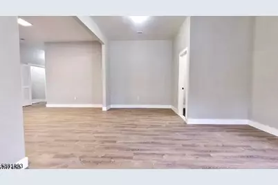 58 Park Ave, East Orange, NJ 07017 - Photo 6