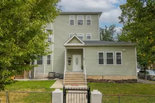 58 Park Ave, East Orange, NJ 07017 - Photo 2