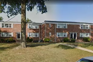 7 Columbia Dr, Bridgewater, NJ 08807 - Photo 1