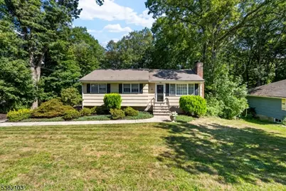 53 Bearfort Ter, Ringwood, NJ 07456 - Photo 1