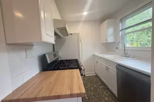 747 Linden Ave Apt, Rahway, NJ 07065 - Photo 2