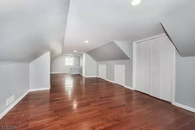 77 Huemmer Ter, Clifton, NJ 07013 - Photo 32