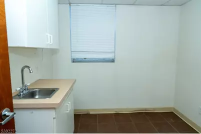 15-01 Broadway, Fair Lawn, NJ 07410 - Photo 8