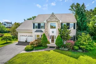 8 Spring Meadow, Oxford Township, NJ 07863 - Photo 1