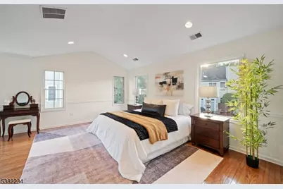 26 Chestnut Ct, Cedar Grove Twp., NJ 07009 - Photo 20