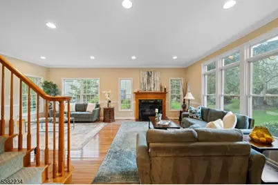 26 Chestnut Ct, Cedar Grove Twp., NJ 07009 - Photo 8