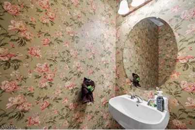 26 Chestnut Ct, Cedar Grove Twp., NJ 07009 - Photo 18