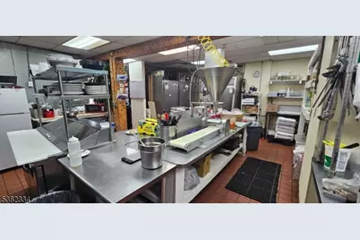 1295 Main Ave, Clifton, NJ 07011 - Photo 6