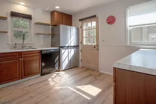 14 New St, Middlesex, NJ 08846 - Photo 8