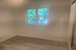 223 Lakewood Dr, Bloomfield, NJ 07003 - Photo 16