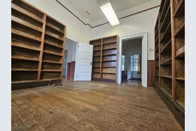 325 Front St, Belvidere, NJ 07823 - Photo 2