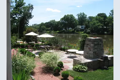 45 Lakeside Dr, 2nd Floor #2, Piscataway Township, NJ 08854 - Photo 4