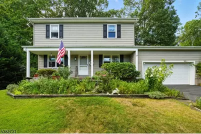 7 Shenandoah Cres, Jefferson Township, NJ 07849 - Photo 1