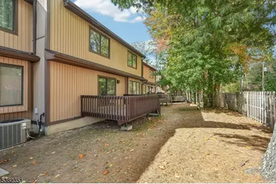 29 Ponds Cir, Wayne Twp., NJ 07470 - Photo 46